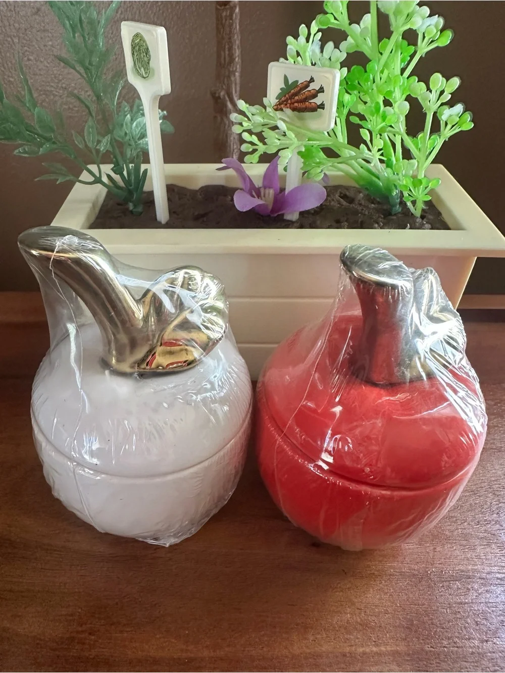 Home Collection porcelain apple